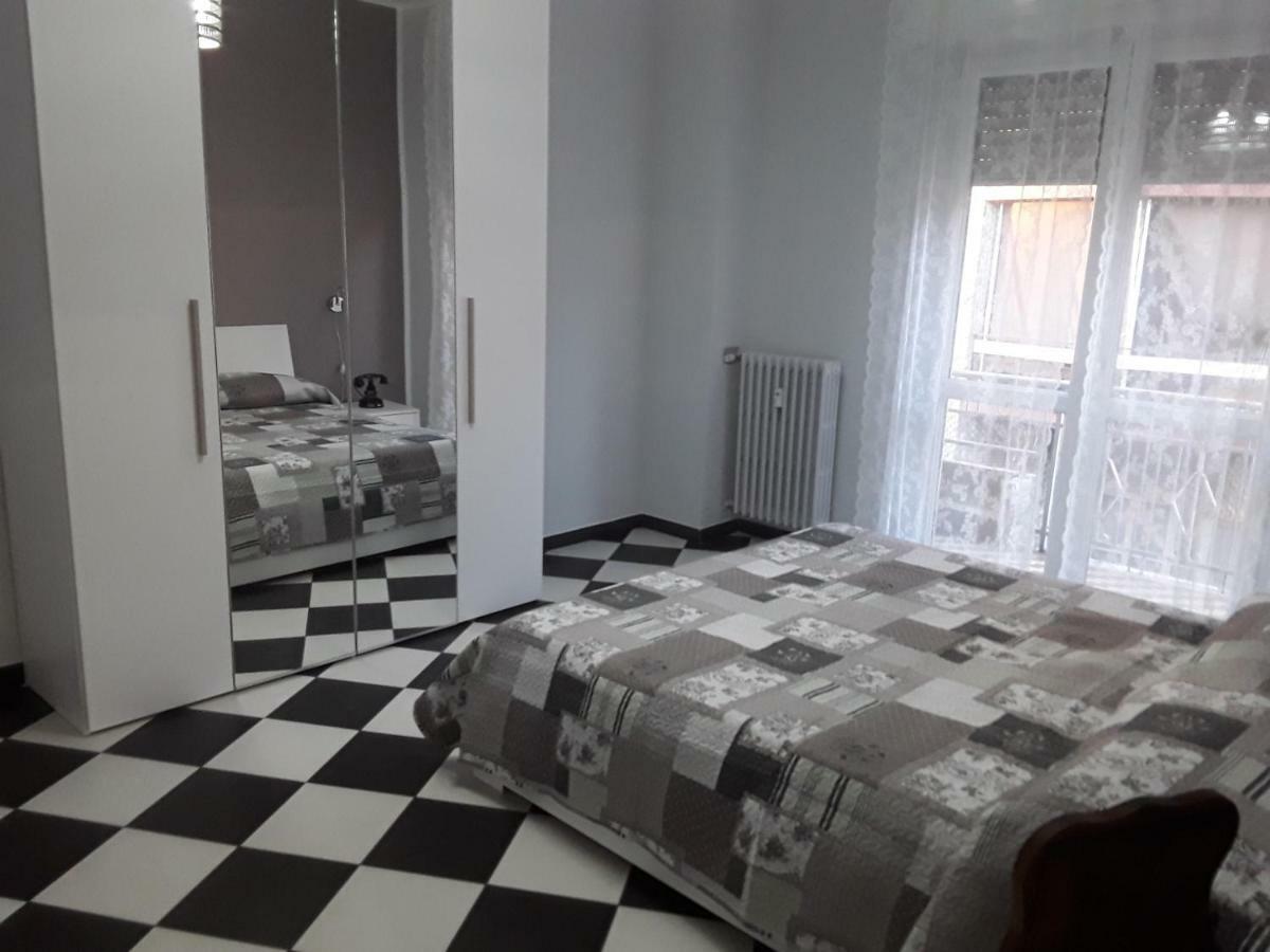 Appartamento Saretta Асті Екстер'єр фото